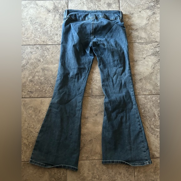 Garage flared jeans- they dont sell these anymore - Picture 3 of 3